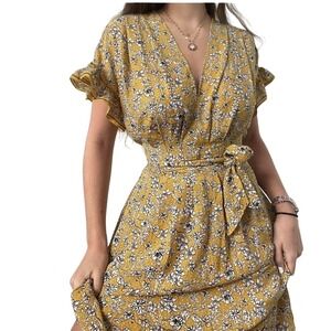 NWT  Max Studio Yellow Floral Print V-Neck Midi‎ Dress with Tie Belt